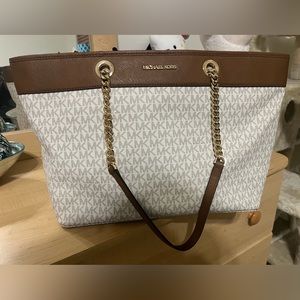 Michael Kors Tote
